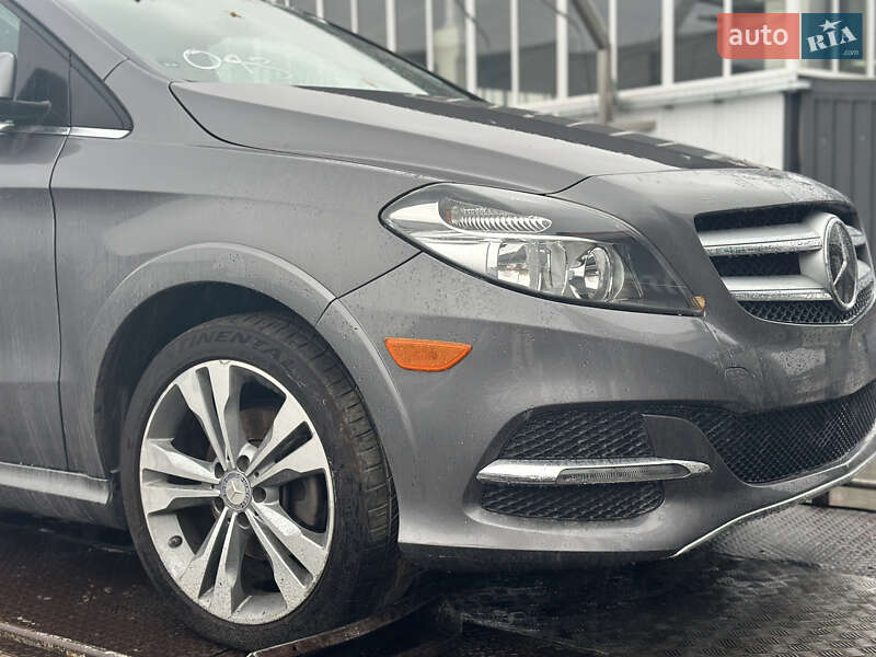 Хетчбек Mercedes-Benz B-Class 2014 в Львові фото 5 Хетчбек Mercedes-Benz B-Class 2014 в Львові