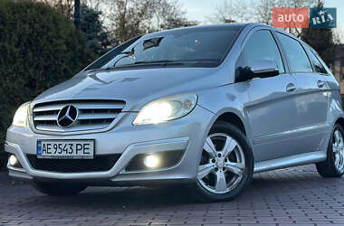 Хетчбек Mercedes-Benz B-Class 2008 в Дніпрі Хетчбек Mercedes-Benz B-Class 2008 в Дніпрі