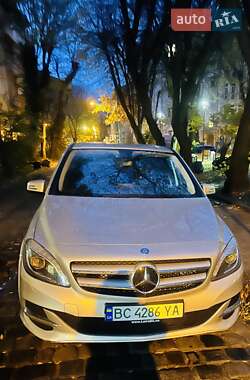Хетчбек Mercedes-Benz B-Class 2016 в Львові Хетчбек Mercedes-Benz B-Class 2016 в Львові