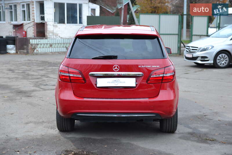 Хэтчбек Mercedes-Benz B-Class 2015 в Луцке