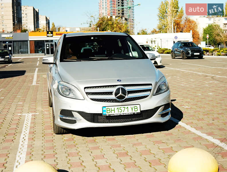 Хэтчбек Mercedes-Benz B-Class 2015 в Одессе