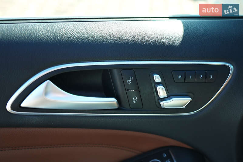 Хэтчбек Mercedes-Benz B-Class 2015 в Одессе