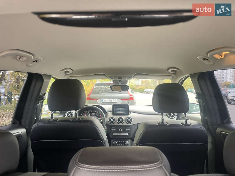 Хэтчбек Mercedes-Benz B-Class 2018 в Киеве фото 26 Хэтчбек Mercedes-Benz B-Class 2018 в Киеве