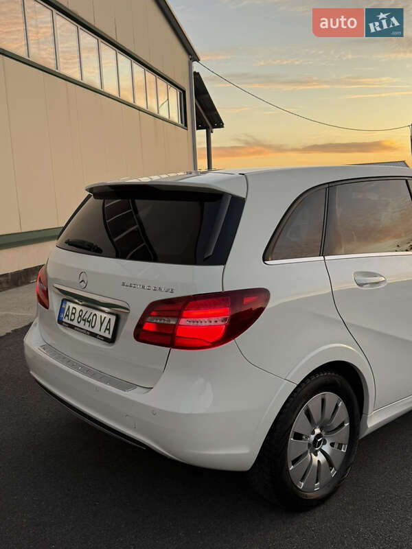 Хэтчбек Mercedes-Benz B-Class 2015 в Виннице фото 33 Хэтчбек Mercedes-Benz B-Class 2015 в Виннице