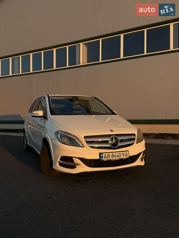 Хэтчбек Mercedes-Benz B-Class 2015 в Виннице фото 70 Хэтчбек Mercedes-Benz B-Class 2015 в Виннице