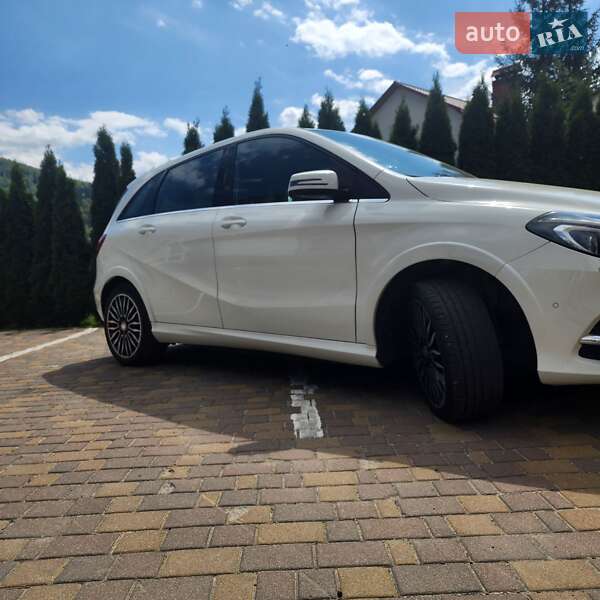 Хэтчбек Mercedes-Benz B-Class 2015 в Ивано-Франковске