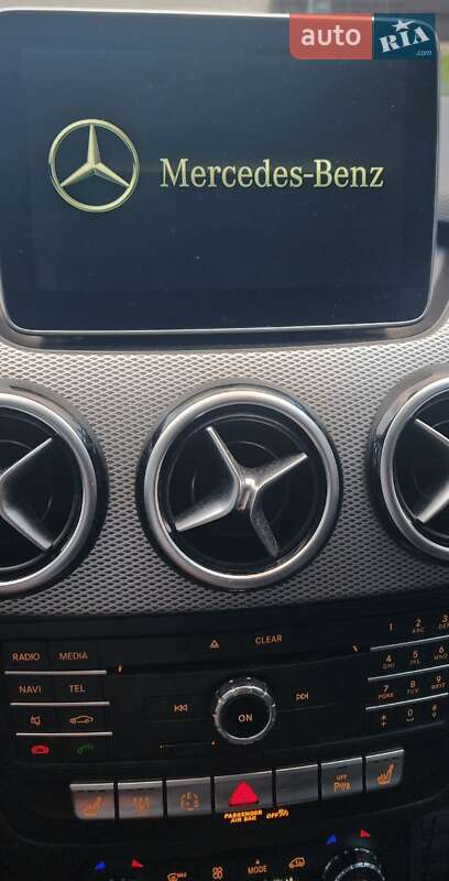Хэтчбек Mercedes-Benz B-Class 2015 в Ивано-Франковске