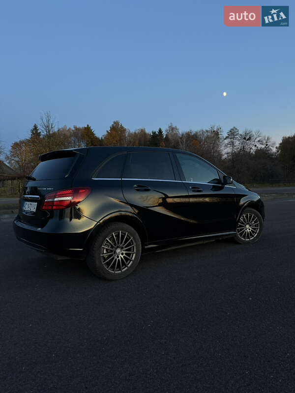 Хэтчбек Mercedes-Benz B-Class 2014 в Ковеле фото 6 Хэтчбек Mercedes-Benz B-Class 2014 в Ковеле