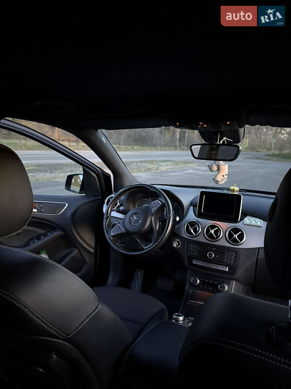 Хэтчбек Mercedes-Benz B-Class 2014 в Ковеле фото 17 Хэтчбек Mercedes-Benz B-Class 2014 в Ковеле