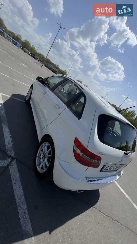 Хетчбек Mercedes-Benz B-Class 2009 в Дніпрі