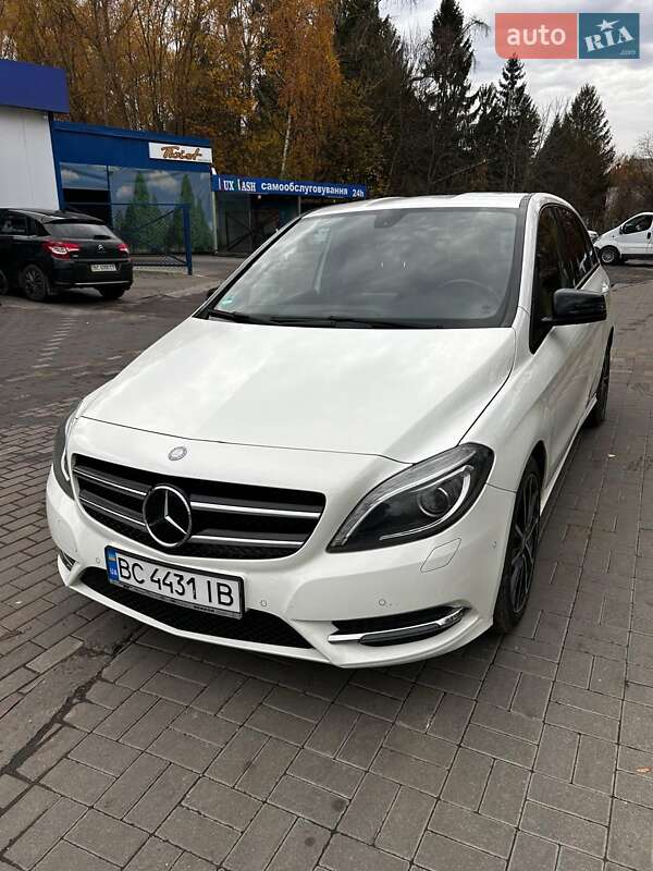 Хэтчбек Mercedes-Benz B-Class 2014 в Львове