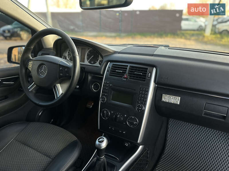 Хэтчбек Mercedes-Benz B-Class 2010 в Виннице фото 49 Хэтчбек Mercedes-Benz B-Class 2010 в Виннице