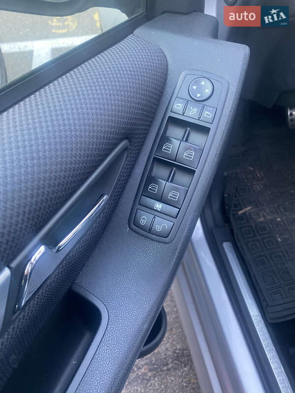 Хэтчбек Mercedes-Benz B-Class 2008 в Киеве фото 15 Хэтчбек Mercedes-Benz B-Class 2008 в Киеве