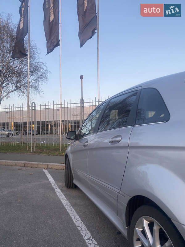 Хэтчбек Mercedes-Benz B-Class 2008 в Киеве фото 17 Хэтчбек Mercedes-Benz B-Class 2008 в Киеве