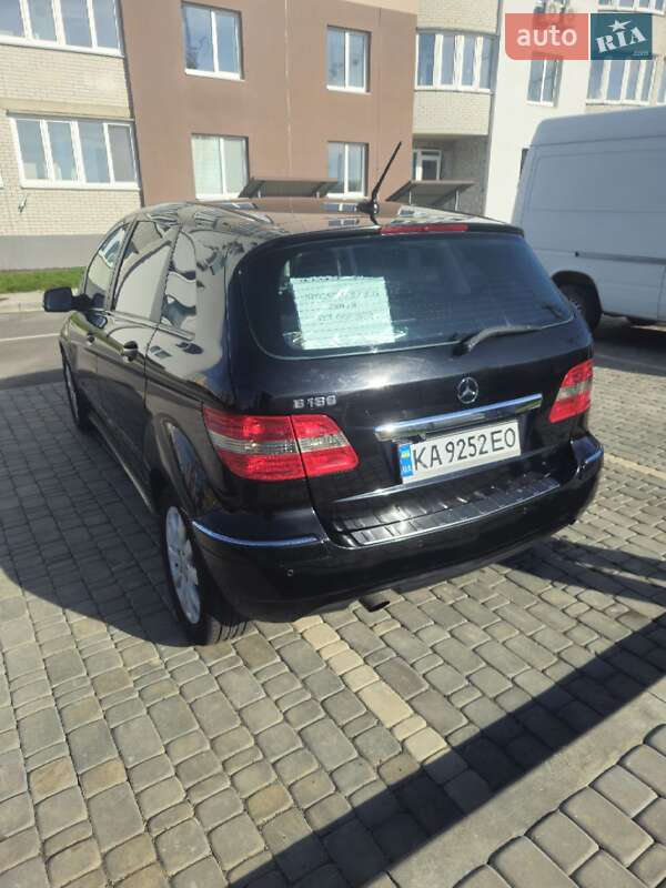 Хэтчбек Mercedes-Benz B-Class 2009 в Старой Синяве