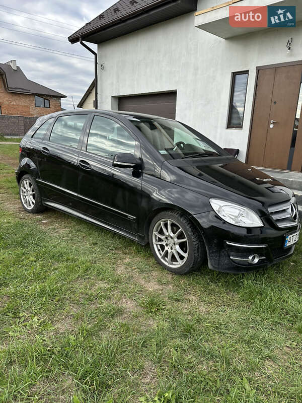 Хетчбек Mercedes-Benz B-Class 2008 в Івано-Франківську фото 2 Хетчбек Mercedes-Benz B-Class 2008 в Івано-Франківську