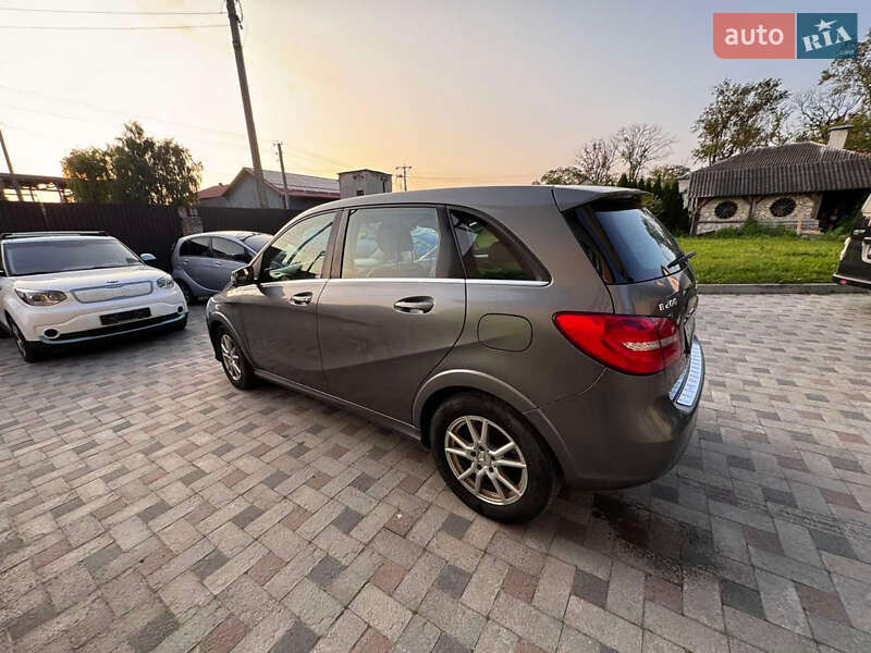 Хетчбек Mercedes-Benz B-Class 2014 в Тернополі фото 10 Хетчбек Mercedes-Benz B-Class 2014 в Тернополі