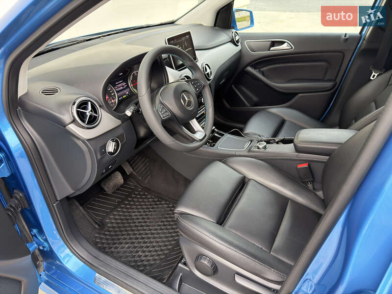 Хэтчбек Mercedes-Benz B-Class 2016 в Луцке фото 11 Хэтчбек Mercedes-Benz B-Class 2016 в Луцке