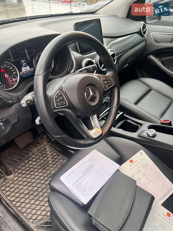 Хетчбек Mercedes-Benz B-Class 2017 в Луцьку фото 51 Хетчбек Mercedes-Benz B-Class 2017 в Луцьку