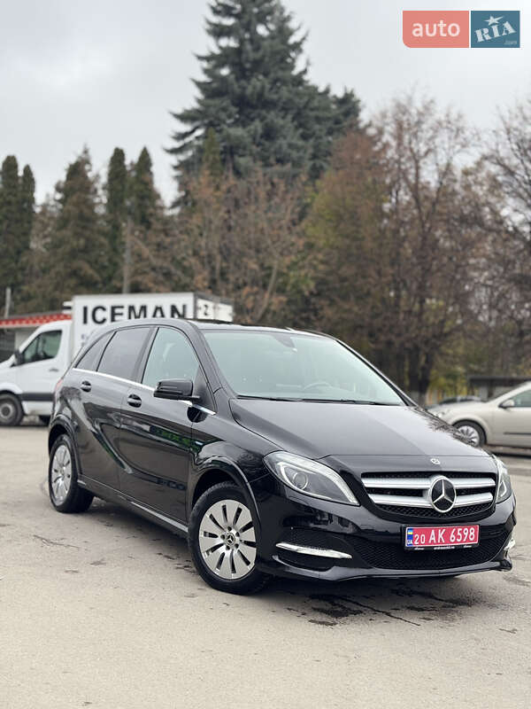 Хэтчбек Mercedes-Benz B-Class 2017 в Каменец-Подольском