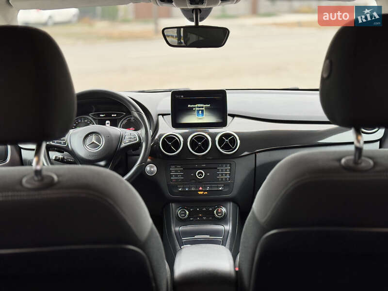 Хэтчбек Mercedes-Benz B-Class 2017 в Каменец-Подольском