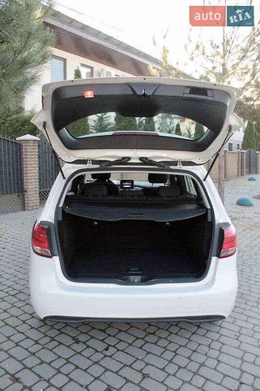 Хэтчбек Mercedes-Benz B-Class 2016 в Виноградове