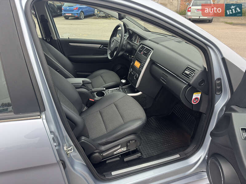 Хэтчбек Mercedes-Benz B-Class 2010 в Белой Церкви фото 57 Хэтчбек Mercedes-Benz B-Class 2010 в Белой Церкви