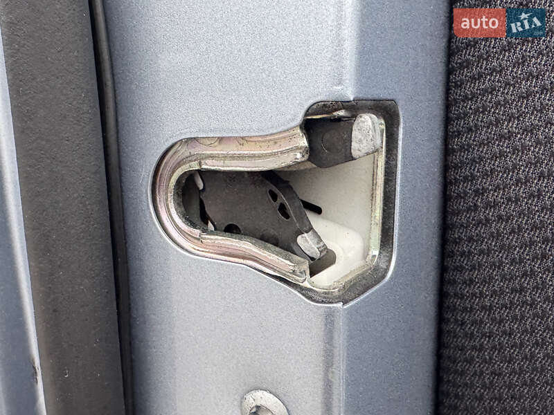 Хэтчбек Mercedes-Benz B-Class 2010 в Белой Церкви фото 72 Хэтчбек Mercedes-Benz B-Class 2010 в Белой Церкви