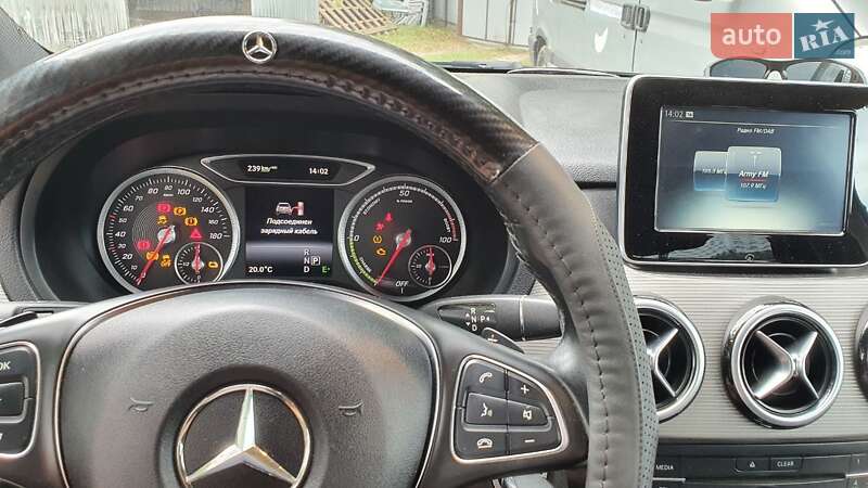 Хетчбек Mercedes-Benz B-Class 2015 в Сарнах