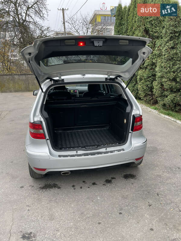 Хетчбек Mercedes-Benz B-Class 2011 в Тернополі фото 25 Хетчбек Mercedes-Benz B-Class 2011 в Тернополі