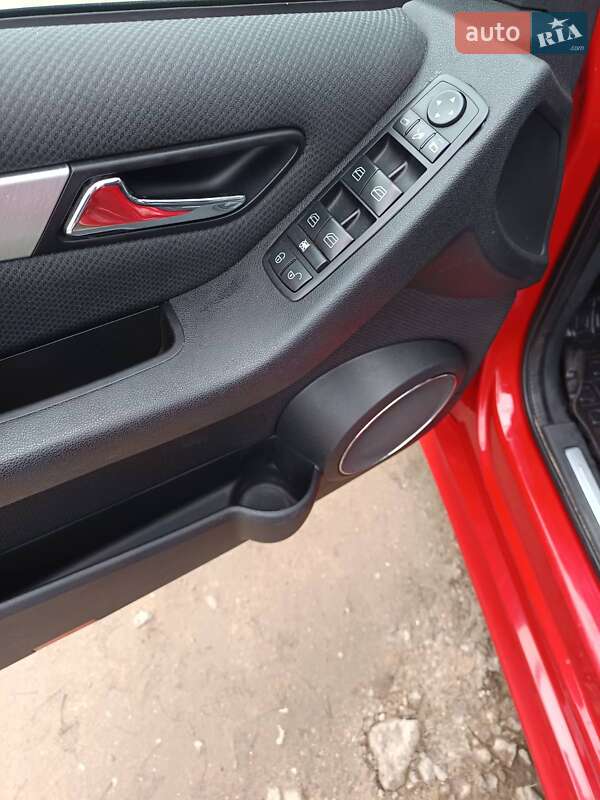 Хэтчбек Mercedes-Benz B-Class 2009 в Киеве