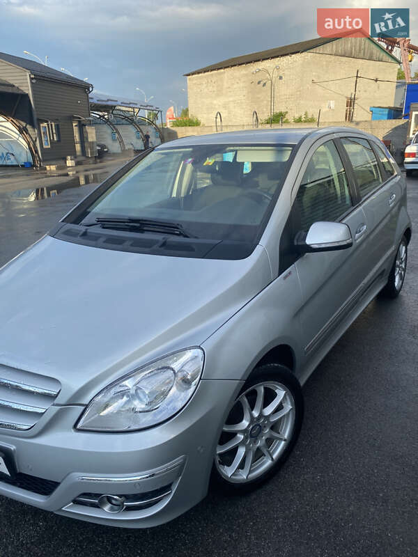 Хетчбек Mercedes-Benz B-Class 2010 в Черкасах