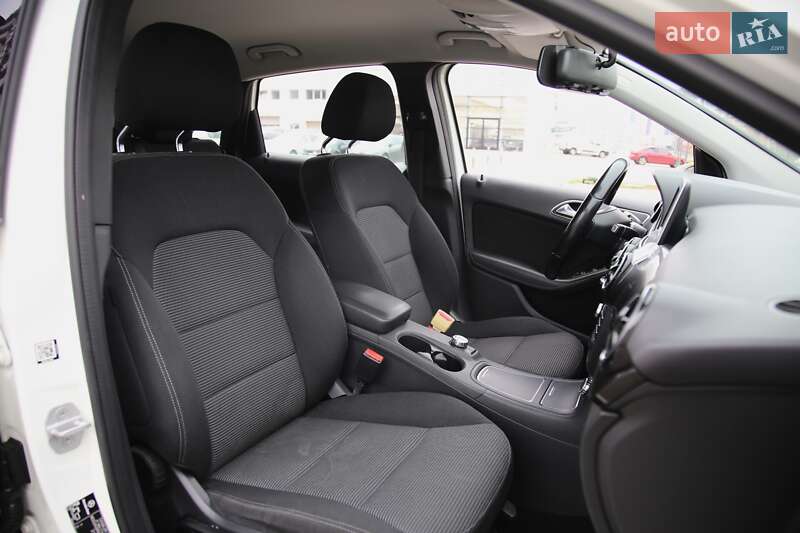 Хэтчбек Mercedes-Benz B-Class 2015 в Харькове