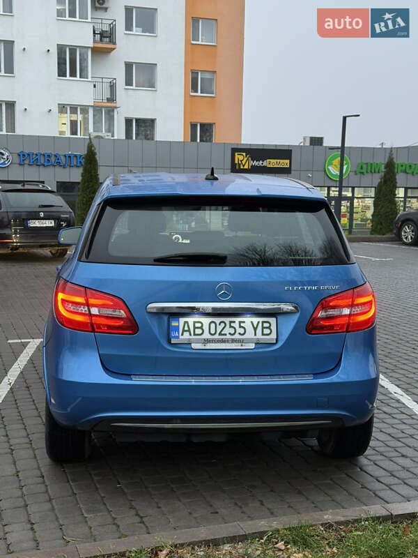 Хетчбек Mercedes-Benz B-Class 2014 в Вінниці