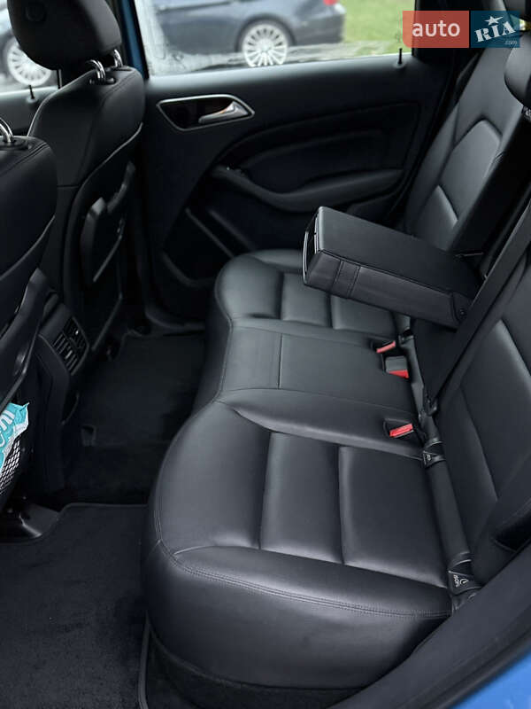 Хетчбек Mercedes-Benz B-Class 2014 в Вінниці