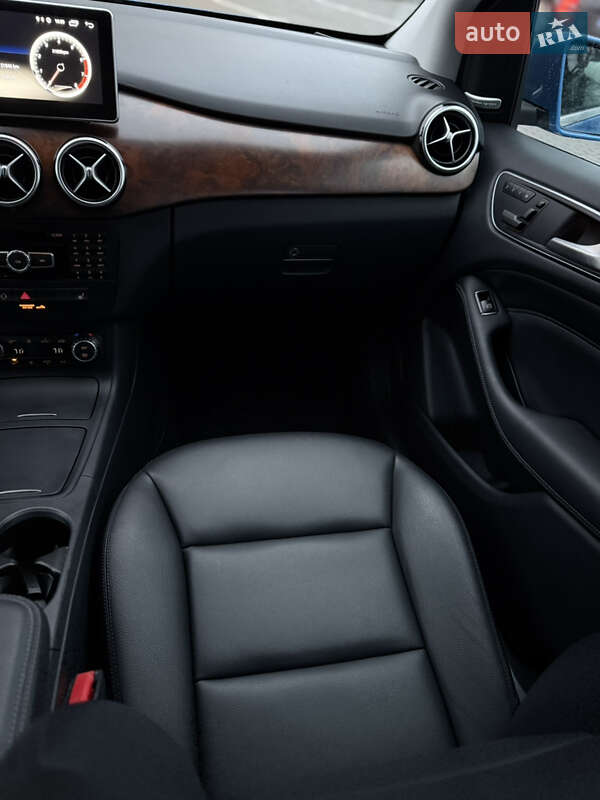 Хетчбек Mercedes-Benz B-Class 2014 в Вінниці