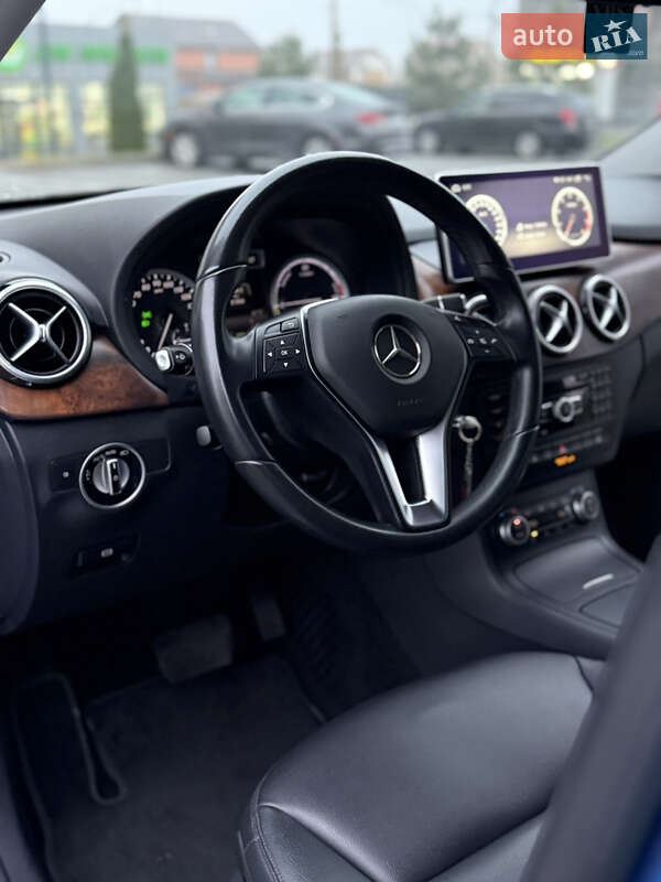 Хетчбек Mercedes-Benz B-Class 2014 в Вінниці