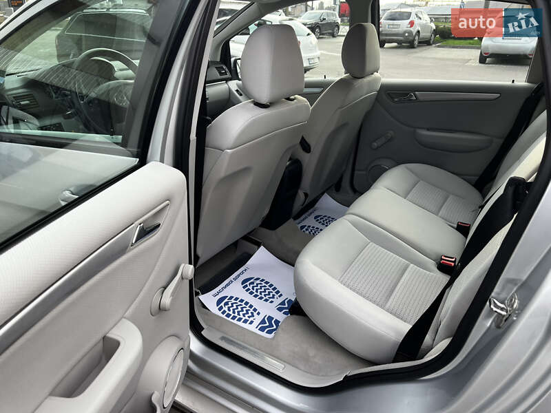 Хэтчбек Mercedes-Benz B-Class 2010 в Луцке фото 10 Хэтчбек Mercedes-Benz B-Class 2010 в Луцке