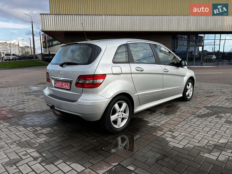 Хэтчбек Mercedes-Benz B-Class 2010 в Луцке фото 5 Хэтчбек Mercedes-Benz B-Class 2010 в Луцке