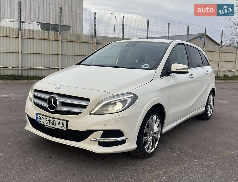Mercedes-Benz B-Class 2016 Mercedes-Benz B-Class 2016