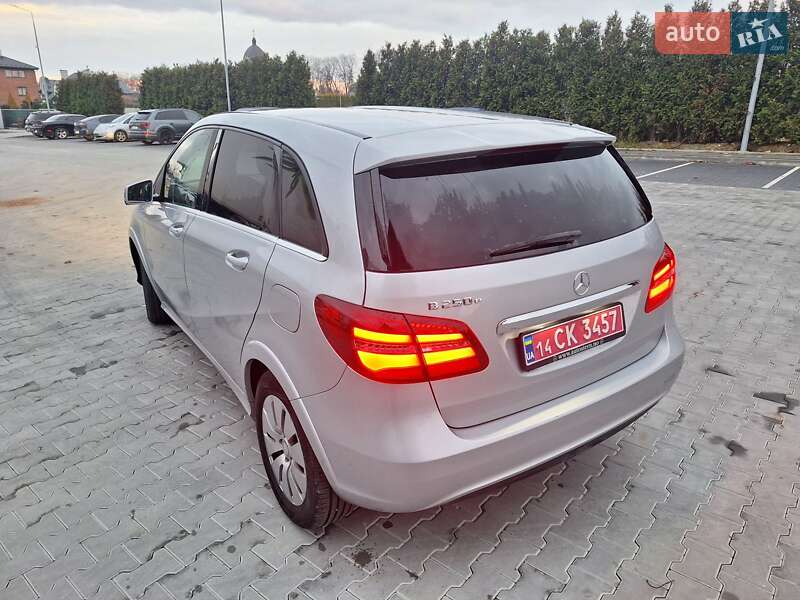 Хетчбек Mercedes-Benz B-Class 2015 в Городку фото 9 Хетчбек Mercedes-Benz B-Class 2015 в Городку