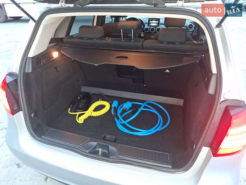 Хетчбек Mercedes-Benz B-Class 2015 в Городку фото 16 Хетчбек Mercedes-Benz B-Class 2015 в Городку