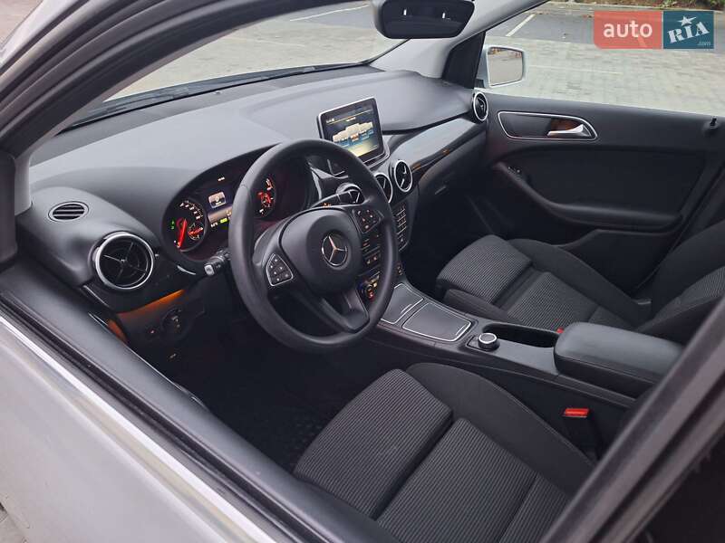 Хетчбек Mercedes-Benz B-Class 2015 в Городку фото 21 Хетчбек Mercedes-Benz B-Class 2015 в Городку