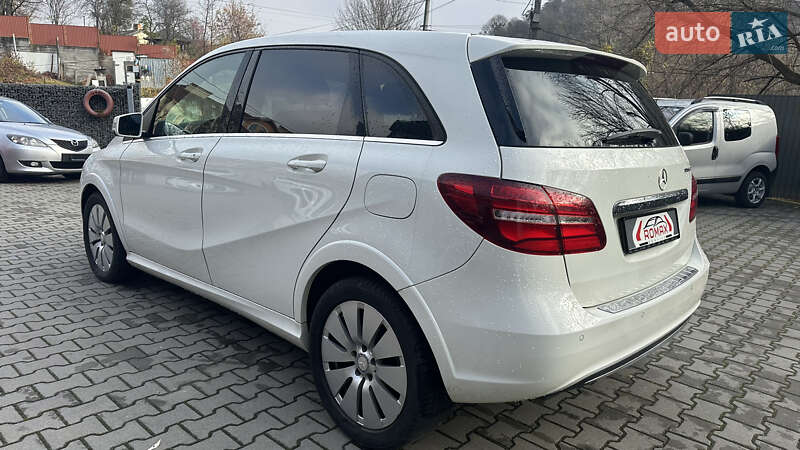 Хэтчбек Mercedes-Benz B-Class 2015 в Черновцах фото 6 Хэтчбек Mercedes-Benz B-Class 2015 в Черновцах