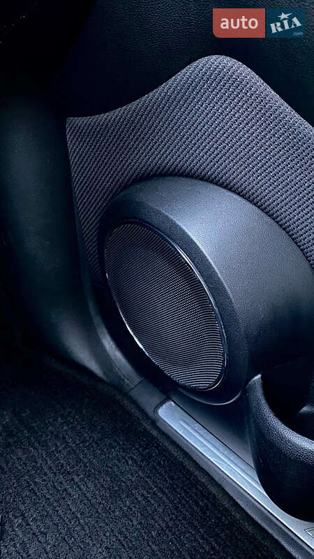 Хетчбек Mercedes-Benz B-Class 2009 в Луцьку фото 40 Хетчбек Mercedes-Benz B-Class 2009 в Луцьку