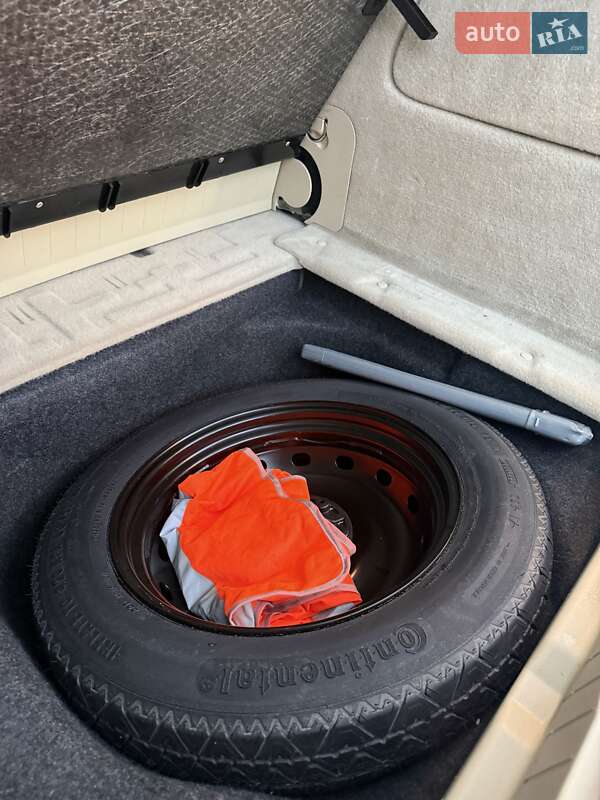 Хэтчбек Mercedes-Benz B-Class 2008 в Сумах