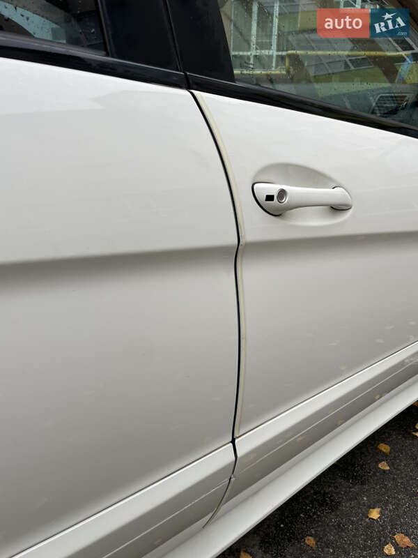 Хетчбек Mercedes-Benz B-Class 2010 в Софіївській Борщагівці фото 5 Хетчбек Mercedes-Benz B-Class 2010 в Софіївській Борщагівці