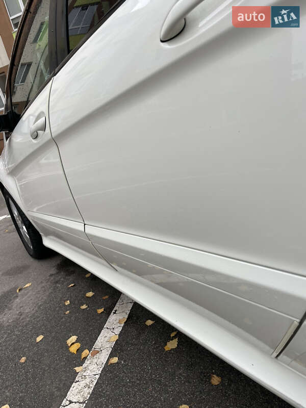 Хетчбек Mercedes-Benz B-Class 2010 в Софіївській Борщагівці фото 7 Хетчбек Mercedes-Benz B-Class 2010 в Софіївській Борщагівці