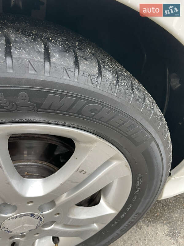 Хетчбек Mercedes-Benz B-Class 2010 в Софіївській Борщагівці фото 10 Хетчбек Mercedes-Benz B-Class 2010 в Софіївській Борщагівці