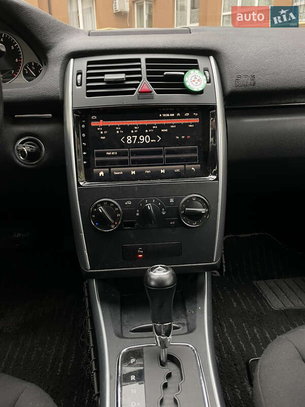 Хетчбек Mercedes-Benz B-Class 2010 в Софіївській Борщагівці фото 14 Хетчбек Mercedes-Benz B-Class 2010 в Софіївській Борщагівці